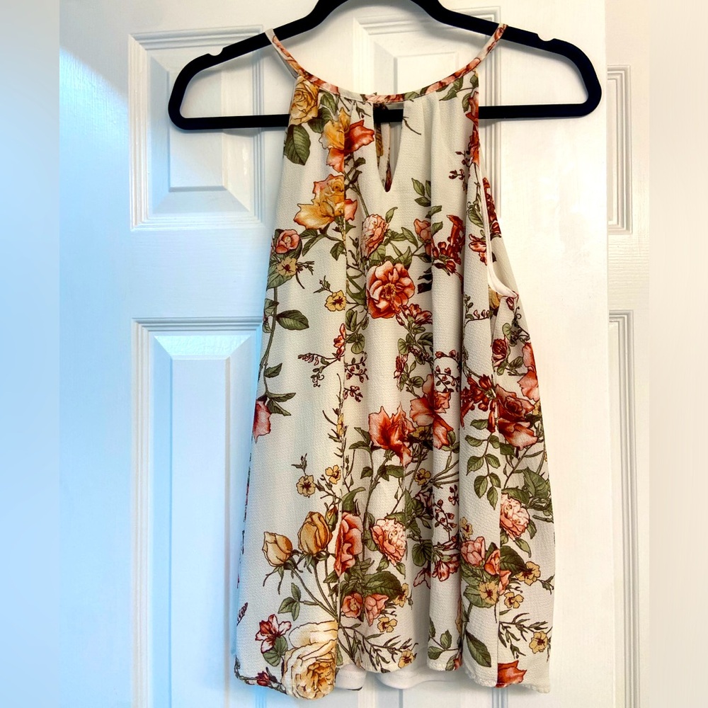 Blue Rain Size M Cream Floral Tank Top